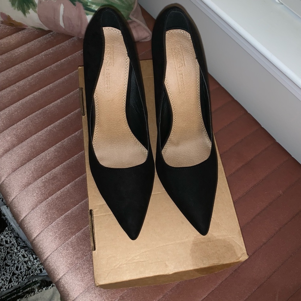 Asos black suede pumps